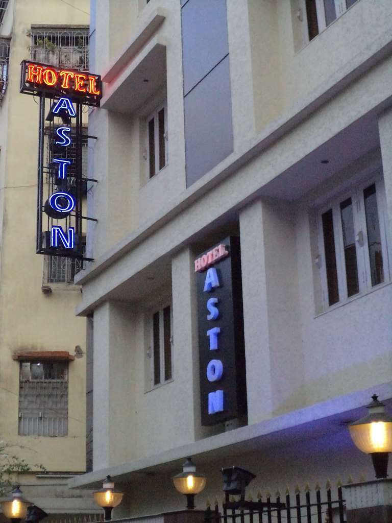 Hotel Aston Calcutta  Esterno foto